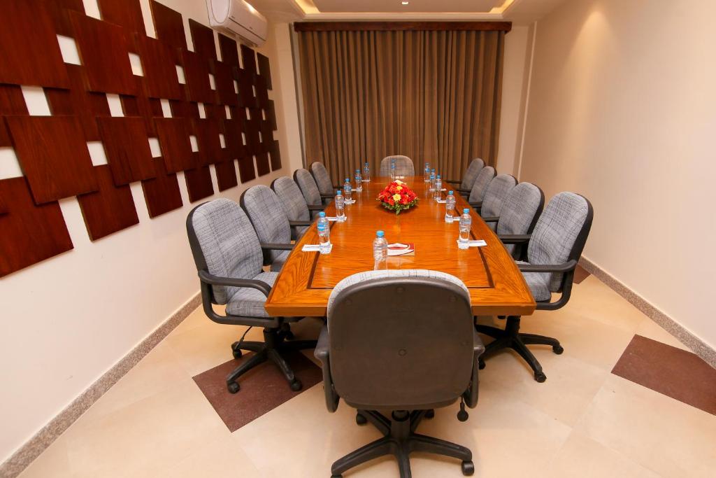 Hotel one Club Road